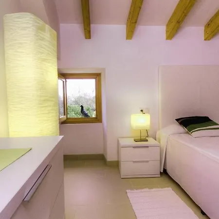 Bandris Situada A 2 Minutos Pollensa. *