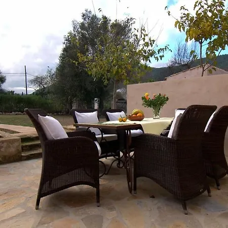 别墅 Bandris Situada A 2 Minutos Pollensa.