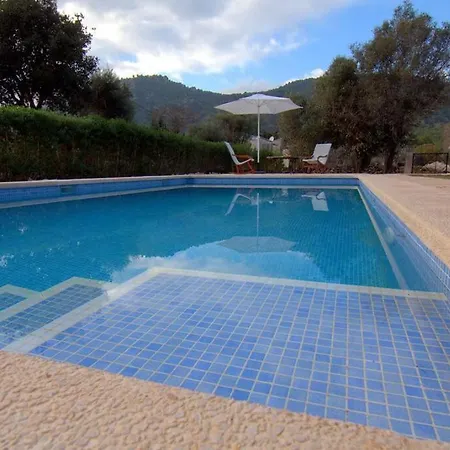 Bandris Situada A 2 Minutos Pollensa. *